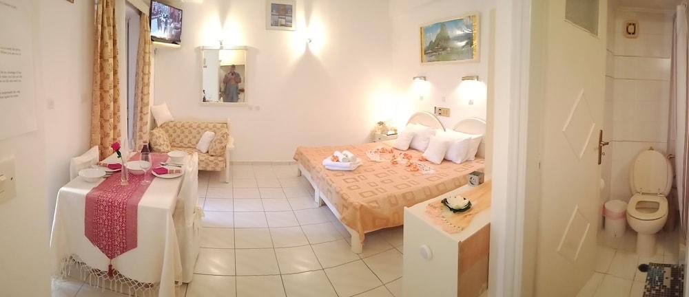 Evli Apartment Rethymno  Exterior photo